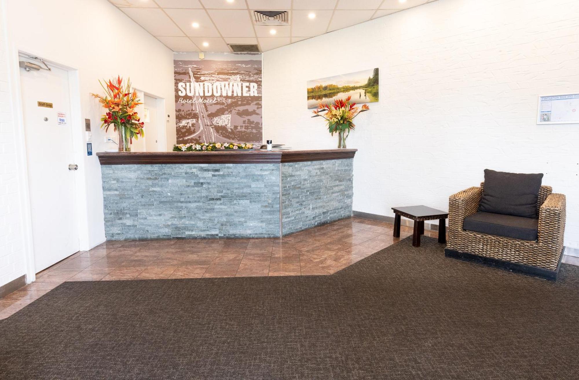 Sundowner Hotel Motel Caboolture Exterior foto